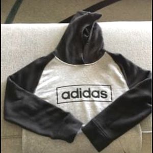 Adidas pullover hoodie boys 8/10